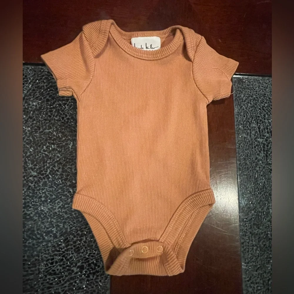 3 Pcs~Nicole Miller New York Snap Bottom Baby 0-3 month